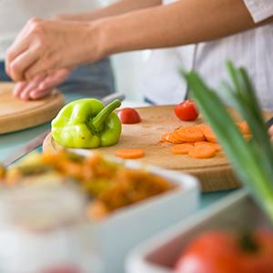 Bolsos del pedazo de la comida y otras alternativas plásticas del hogar