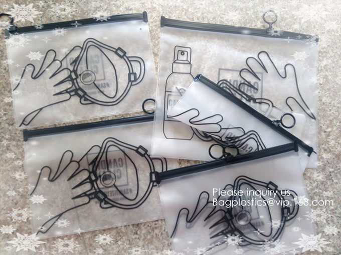 joyería, artículos pequeños, cosméticos, accesorios del pelo, documentos, artículos de tocador, sujetador de la ropa interior, camiseta, vaqueros, zapatos, géneros de punto