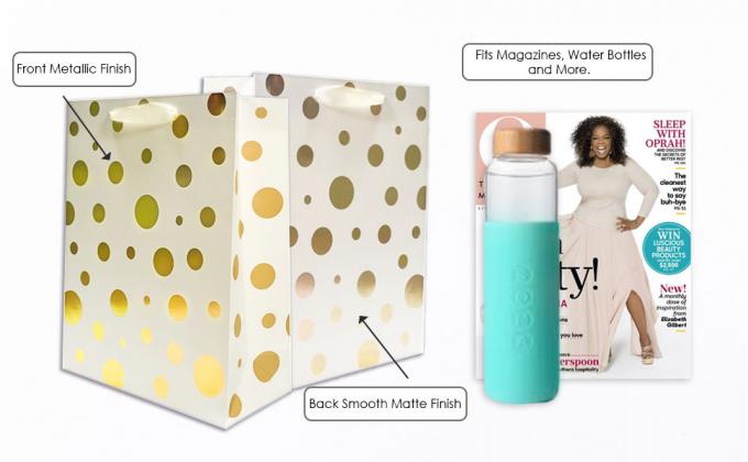 Bolsos echados a un lado dobles del regalo